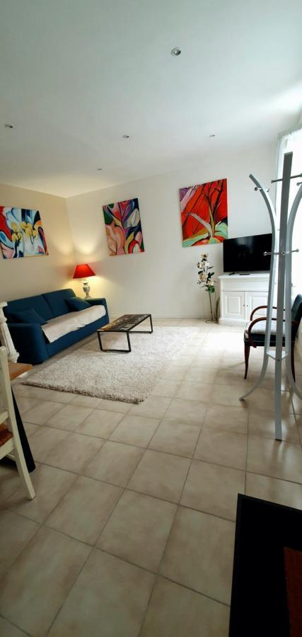 Maison Avec Garage 24 Heures Du Mans Voitures Et Toute Manifestation 勒芒 外观 照片