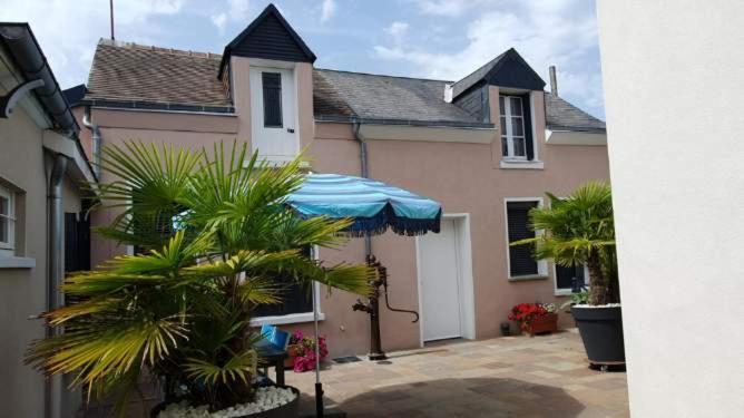 Maison Avec Garage 24 Heures Du Mans Voitures Et Toute Manifestation 勒芒 外观 照片